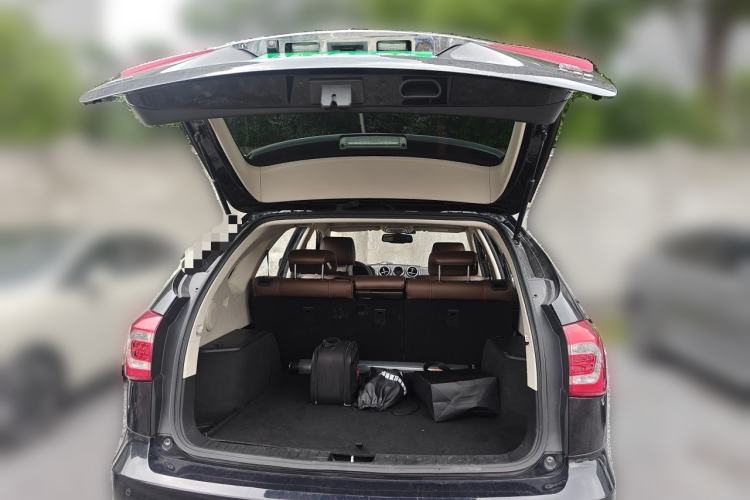 Used BYD Tang New Energy 2015 2.0T Four-Wheel-Drive Flagship Model Trunk