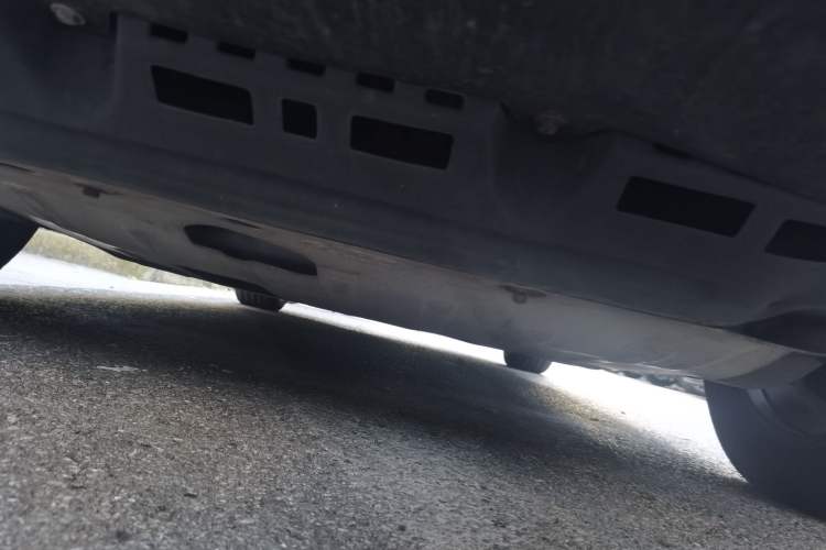 Used BYD Tang New Energy 2015 2.0T Four-Wheel-Drive Flagship Model Chassis Front