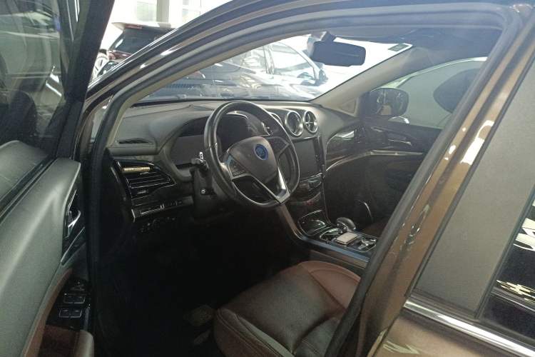 Used BYD Tang New Energy 2015 2.0T Four-Wheel-Drive Flagship Model Driver Seat