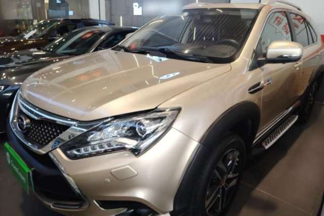 Used BYD Tang New Energy 2015 2.0T Four-Wheel-Drive Flagship Model