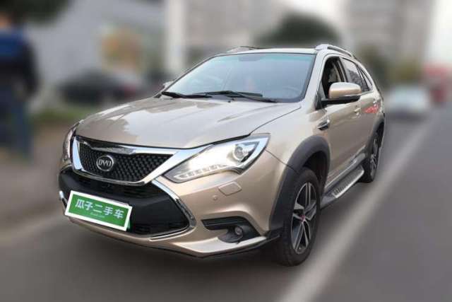 Used BYD Tang New Energy 2015 2.0T Four-Wheel-Drive Flagship Model