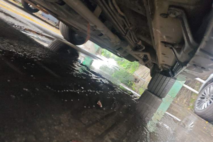 Used BYD Tang New Energy 2015 2.0T Four-Wheel-Drive Flagship Model Chassis Front Left