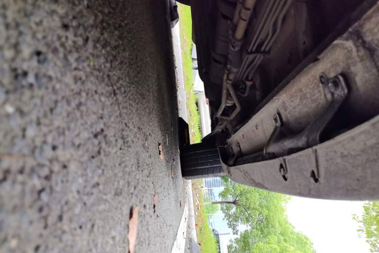Used BYD Tang New Energy 2015 2.0T Four-Wheel-Drive Flagship Model Chassis Front Left