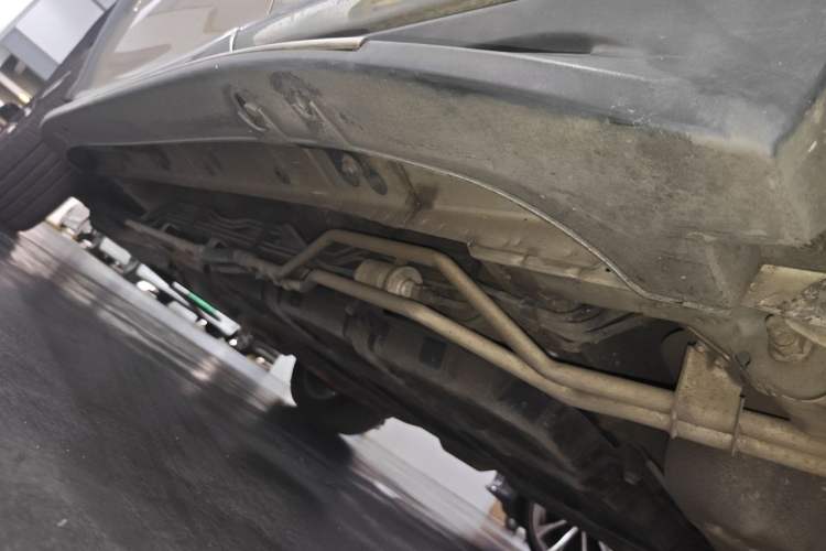Used BYD Tang New Energy 2015 2.0T Four-Wheel-Drive Flagship Model Chassis Rear Left