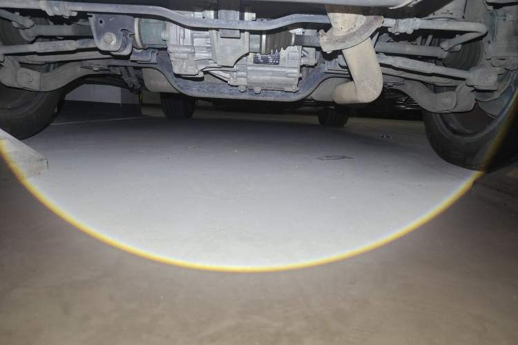 Used BYD Tang New Energy 2015 2.0T Four-Wheel-Drive Flagship Model Chassis Rear