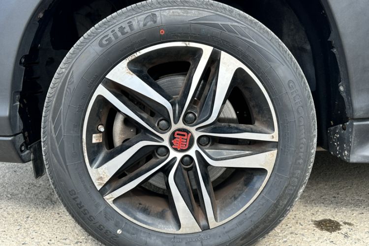 Used BYD Tang New Energy 2015 2.0T Four-Wheel-Drive Flagship Model Exterior 7