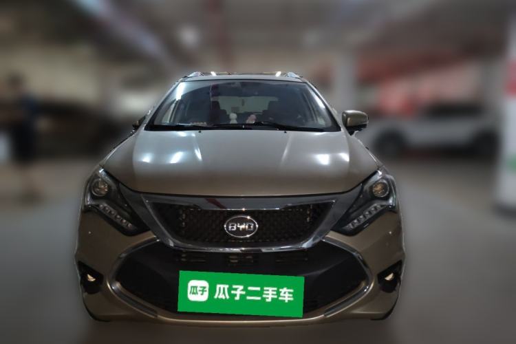 Used BYD Tang New Energy 2015 2.0T Four-Wheel-Drive Flagship Model Front