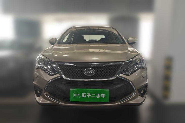 Used BYD Tang New Energy 2015 2.0T Four-Wheel-Drive Flagship Model Front