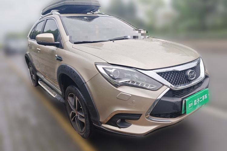 Used BYD Tang New Energy 2015 2.0T Four-Wheel-Drive Flagship Model Front Right 45 Deg