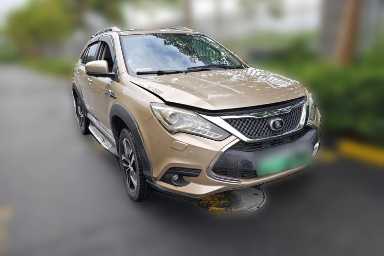Used BYD Tang New Energy 2015 2.0T Four-Wheel-Drive Flagship Model Front Right 45 Deg