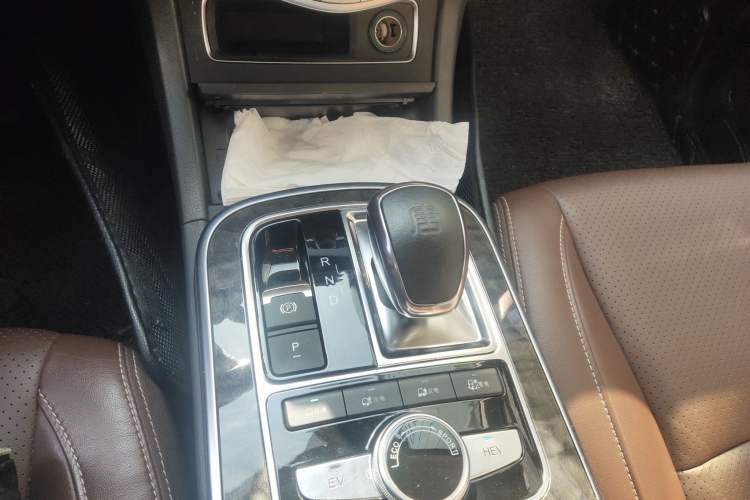 Used BYD Tang New Energy 2015 2.0T Four-Wheel-Drive Flagship Model Gear Lever