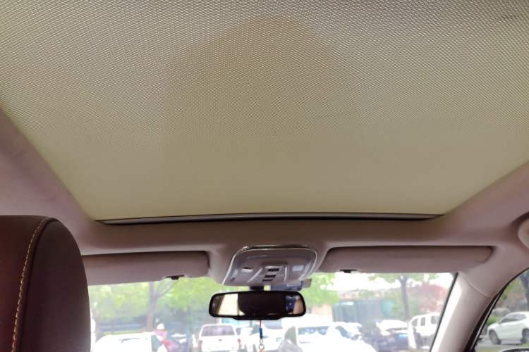 Used BYD Tang New Energy 2015 2.0T Four-Wheel-Drive Flagship Model Headliner