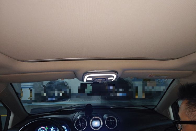 Used BYD Tang New Energy 2015 2.0T Four-Wheel-Drive Flagship Model Headliner