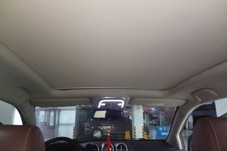 Used BYD Tang New Energy 2015 2.0T Four-Wheel-Drive Flagship Model Headliner