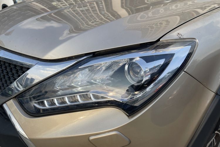 Used BYD Tang New Energy 2015 2.0T Four-Wheel-Drive Flagship Model Left Front Headlight