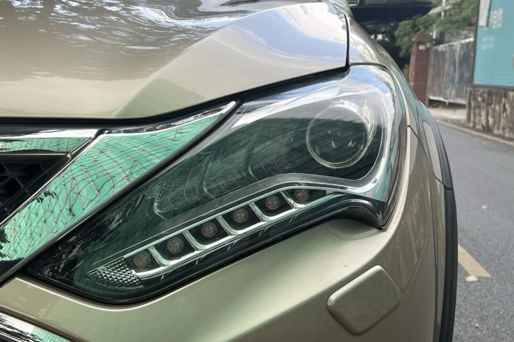 Used BYD Tang New Energy 2015 2.0T Four-Wheel-Drive Flagship Model Left Front Headlight