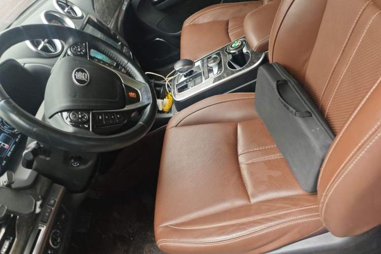 Used BYD Tang New Energy 2015 2.0T Four-Wheel-Drive Flagship Model Left Front Seat
