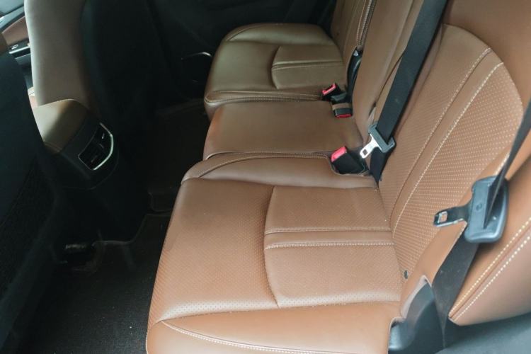 Used BYD Tang New Energy 2015 2.0T Four-Wheel-Drive Flagship Model Left Rear Seat