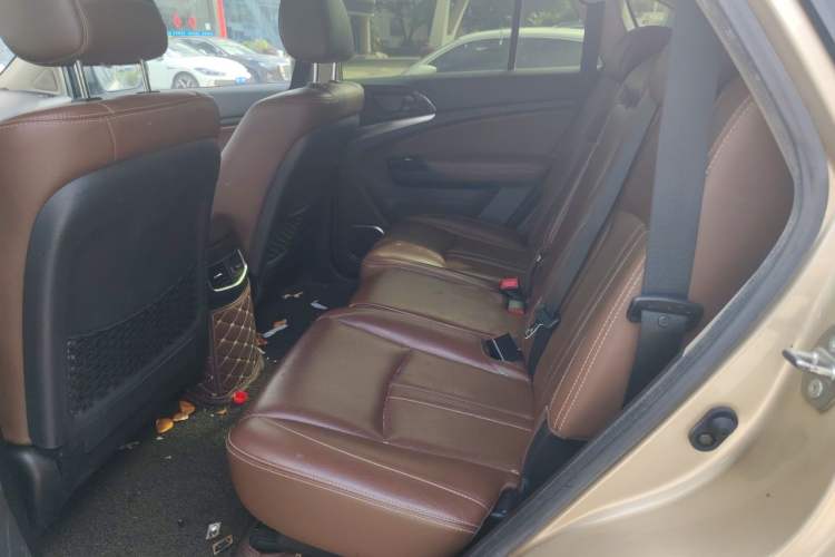 Used BYD Tang New Energy 2015 2.0T Four-Wheel-Drive Flagship Model Left Rear Seat