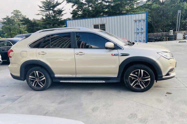 Used BYD Tang New Energy 2015 2.0T Four-Wheel-Drive Flagship Model Left Side