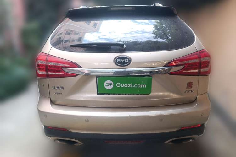 Used BYD Tang New Energy 2015 2.0T Four-Wheel-Drive Flagship Model Rear