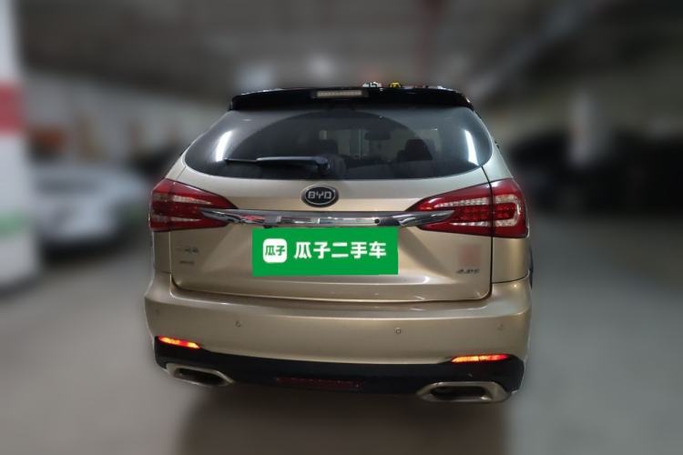Used BYD Tang New Energy 2015 2.0T Four-Wheel-Drive Flagship Model Rear
