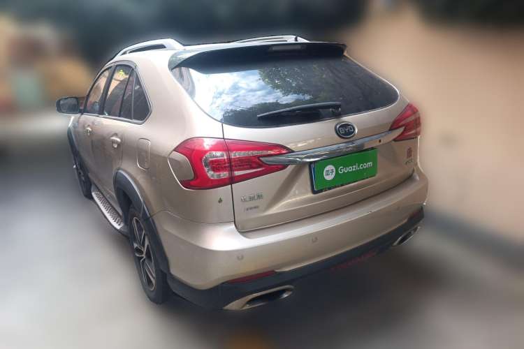 Used BYD Tang New Energy 2015 2.0T Four-Wheel-Drive Flagship Model Rear Left 45 Deg