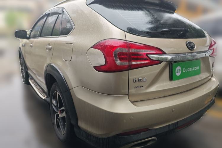 Used BYD Tang New Energy 2015 2.0T Four-Wheel-Drive Flagship Model Rear Left 45 Deg