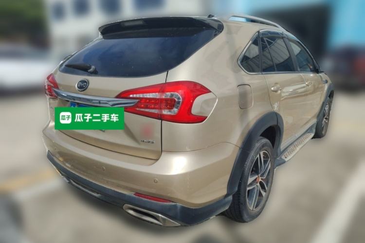 Used BYD Tang New Energy 2015 2.0T Four-Wheel-Drive Flagship Model Rear Right 45 Deg