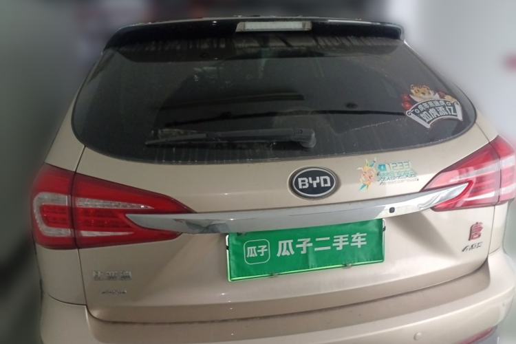 Used BYD Tang New Energy 2015 2.0T Four-Wheel-Drive Flagship Model Rear