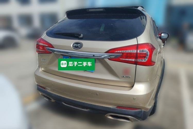 Used BYD Tang New Energy 2015 2.0T Four-Wheel-Drive Flagship Model Rear