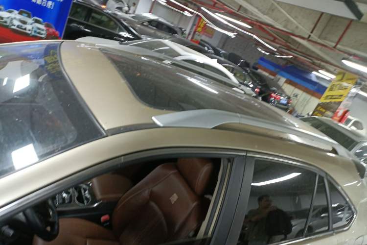 Used BYD Tang New Energy 2015 2.0T Four-Wheel-Drive Flagship Model Roof