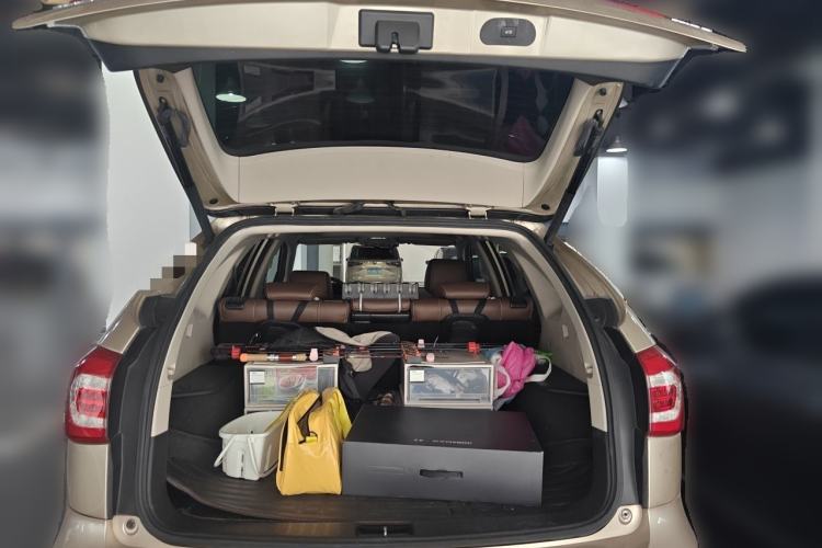 Used BYD Tang New Energy 2015 2.0T Four-Wheel-Drive Flagship Model Trunk