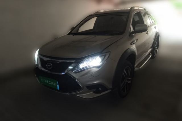 Used BYD Tang New Energy 2015 2.0T Four-Wheel-Drive Flagship Model