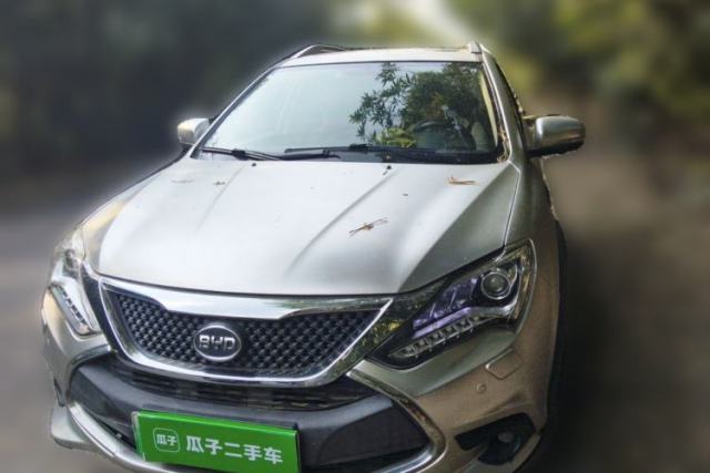 Used BYD Tang New Energy 2015 2.0T Four-Wheel-Drive Flagship Model