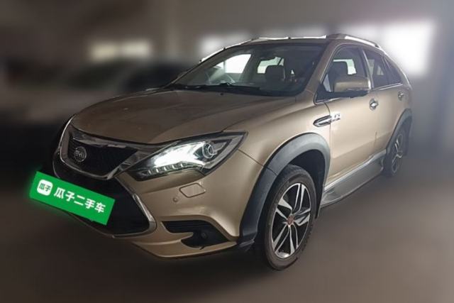 Used BYD Tang New Energy 2015 2.0T Four-Wheel-Drive Flagship Model