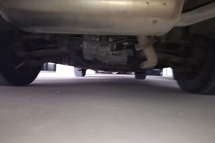 Used BYD Tang New Energy 2015 2.0T Four-Wheel-Drive Flagship Model Chassis Rear