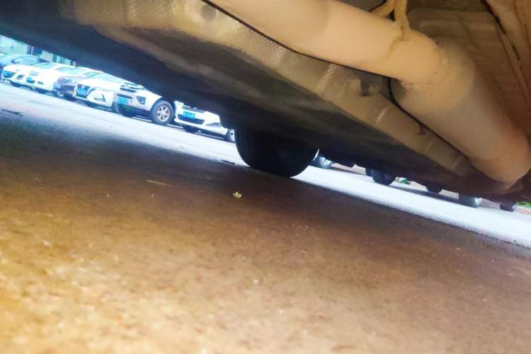 Used BYD Tang New Energy 2015 2.0T Four-Wheel-Drive Flagship Model Chassis Rear Right