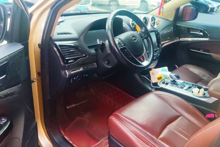 Used BYD Tang New Energy 2015 2.0T Four-Wheel-Drive Flagship Model Driver Seat