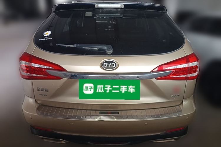 Used BYD Tang New Energy 2015 2.0T Four-Wheel-Drive Flagship Model Rear