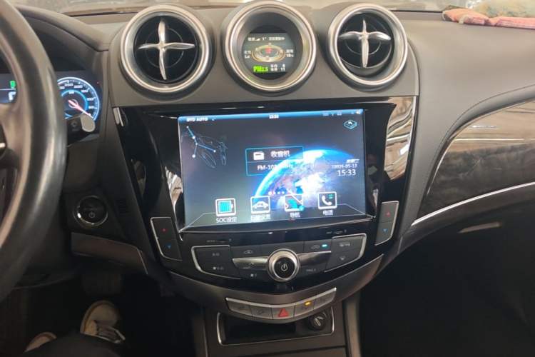 Used BYD Tang New Energy 2015 2.0T Four-Wheel-Drive Flagship Model Audio And AC Panel