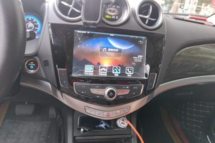 Used BYD Tang New Energy 2015 2.0T Four-Wheel-Drive Flagship Model Audio And AC Panel