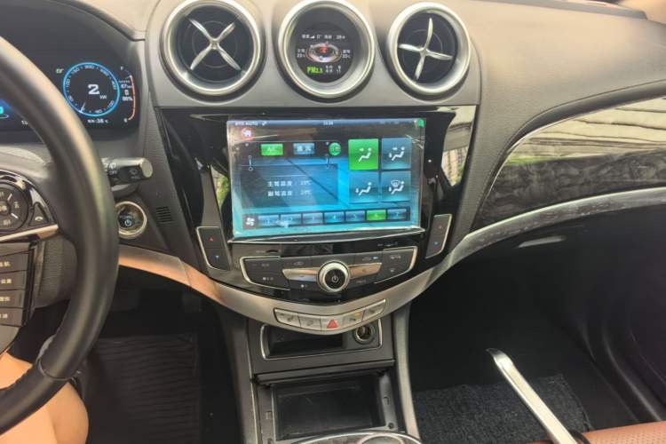 Used BYD Tang New Energy 2015 2.0T Four-Wheel-Drive Flagship Model Audio And AC Panel