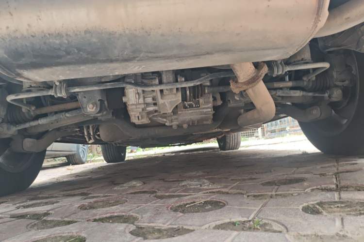 Used BYD Tang New Energy 2015 2.0T Four-Wheel-Drive Flagship Model Chassis Front