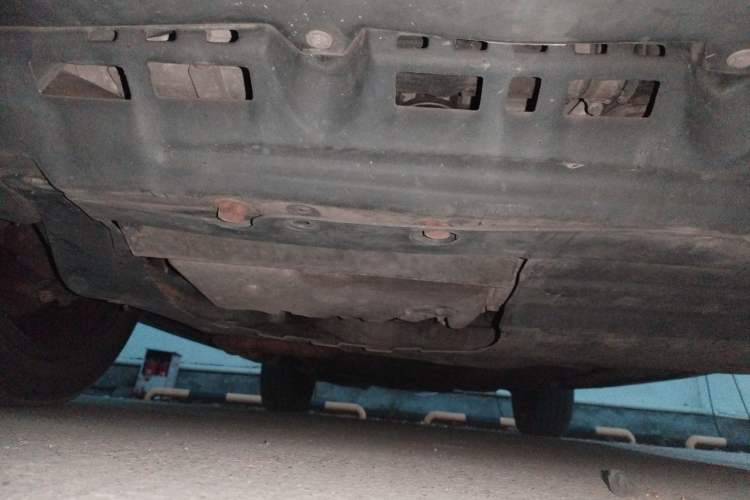 Used BYD Tang New Energy 2015 2.0T Four-Wheel-Drive Flagship Model Chassis Front