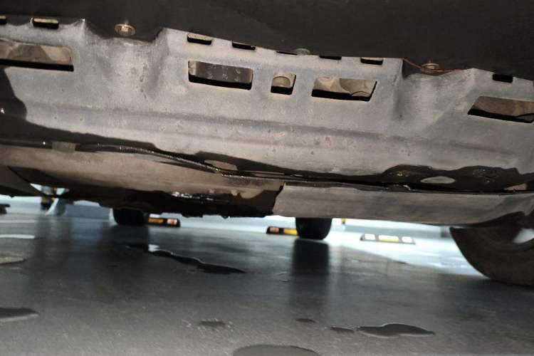 Used BYD Tang New Energy 2015 2.0T Four-Wheel-Drive Flagship Model Chassis Front