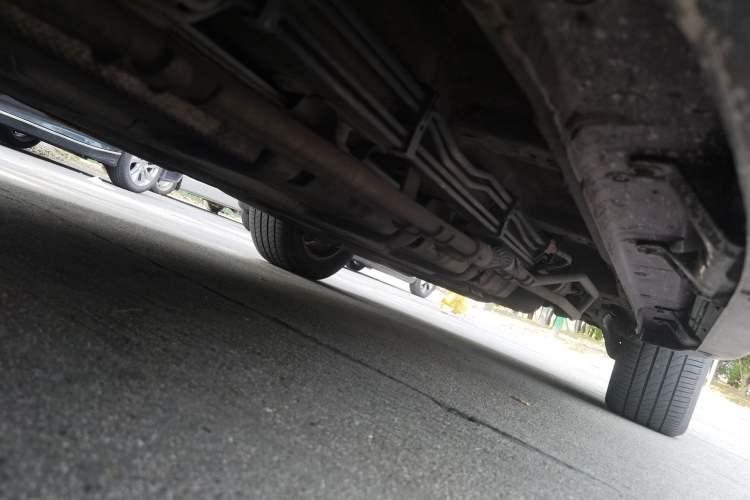 Used BYD Tang New Energy 2015 2.0T Four-Wheel-Drive Flagship Model Chassis Front Left