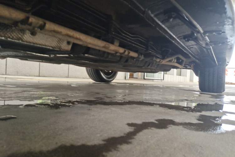 Used BYD Tang New Energy 2015 2.0T Four-Wheel-Drive Flagship Model Chassis Front Left