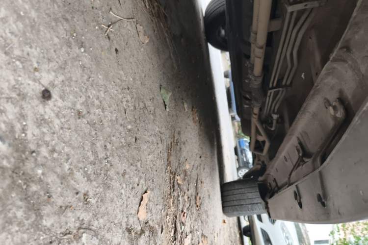 Used BYD Tang New Energy 2015 2.0T Four-Wheel-Drive Flagship Model Chassis Front Left