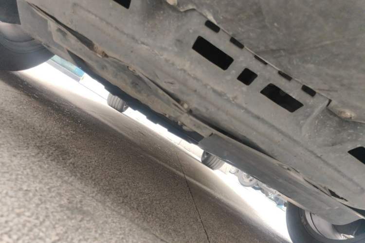 Used BYD Tang New Energy 2015 2.0T Four-Wheel-Drive Flagship Model Chassis Front